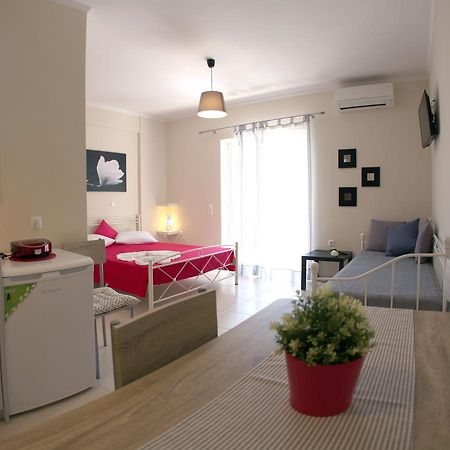 Lalezas Studios Толон Экстерьер фото