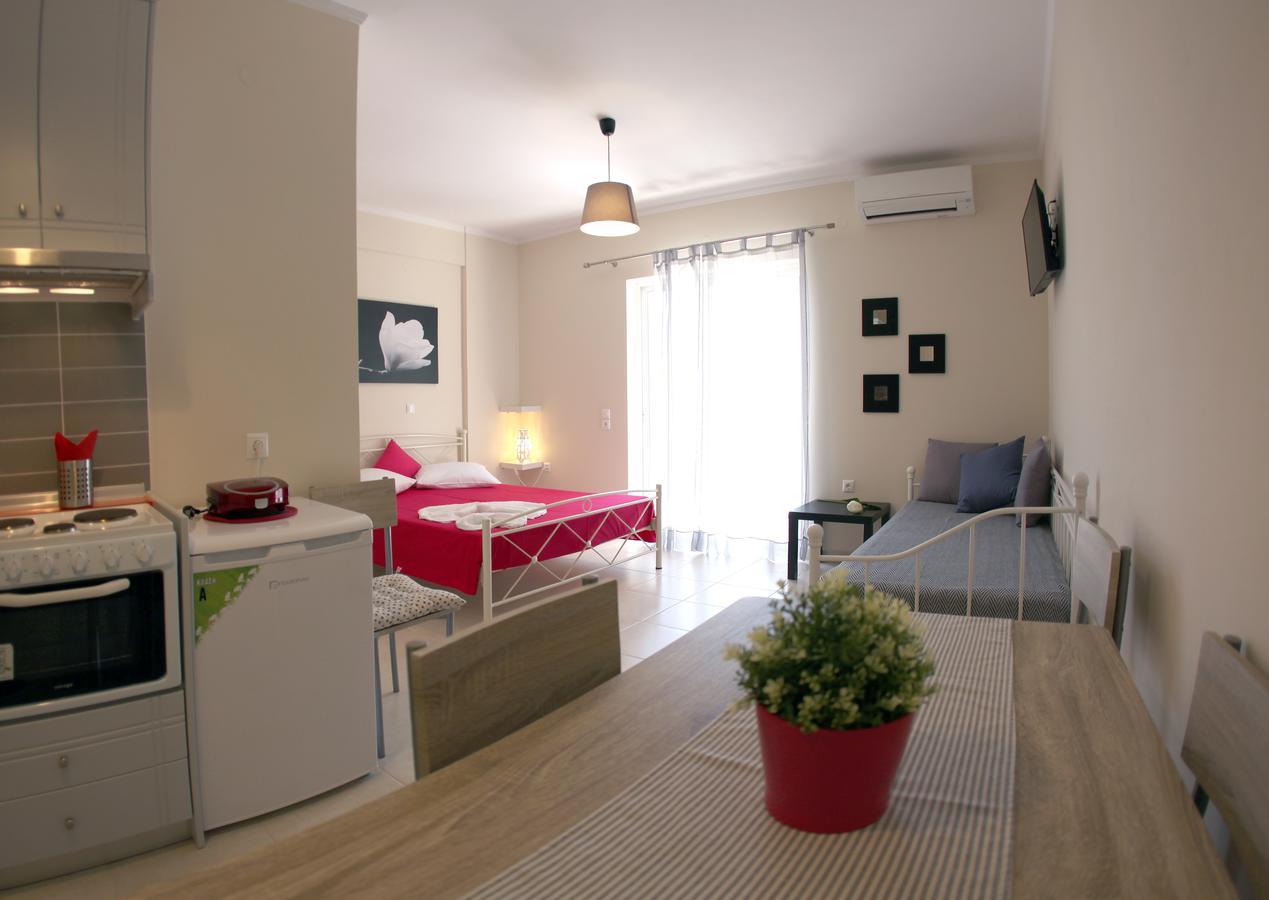 Lalezas Studios Толон Экстерьер фото